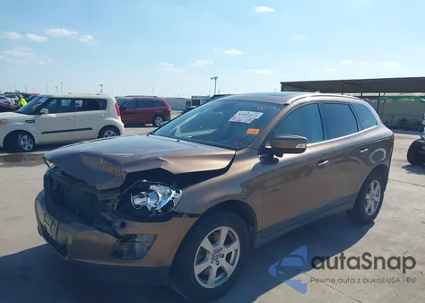 2011 Volvo Xc60 3.2/3.2 R-Design z USA, uszkodzony, nr VIN YV4952DL4B2208895